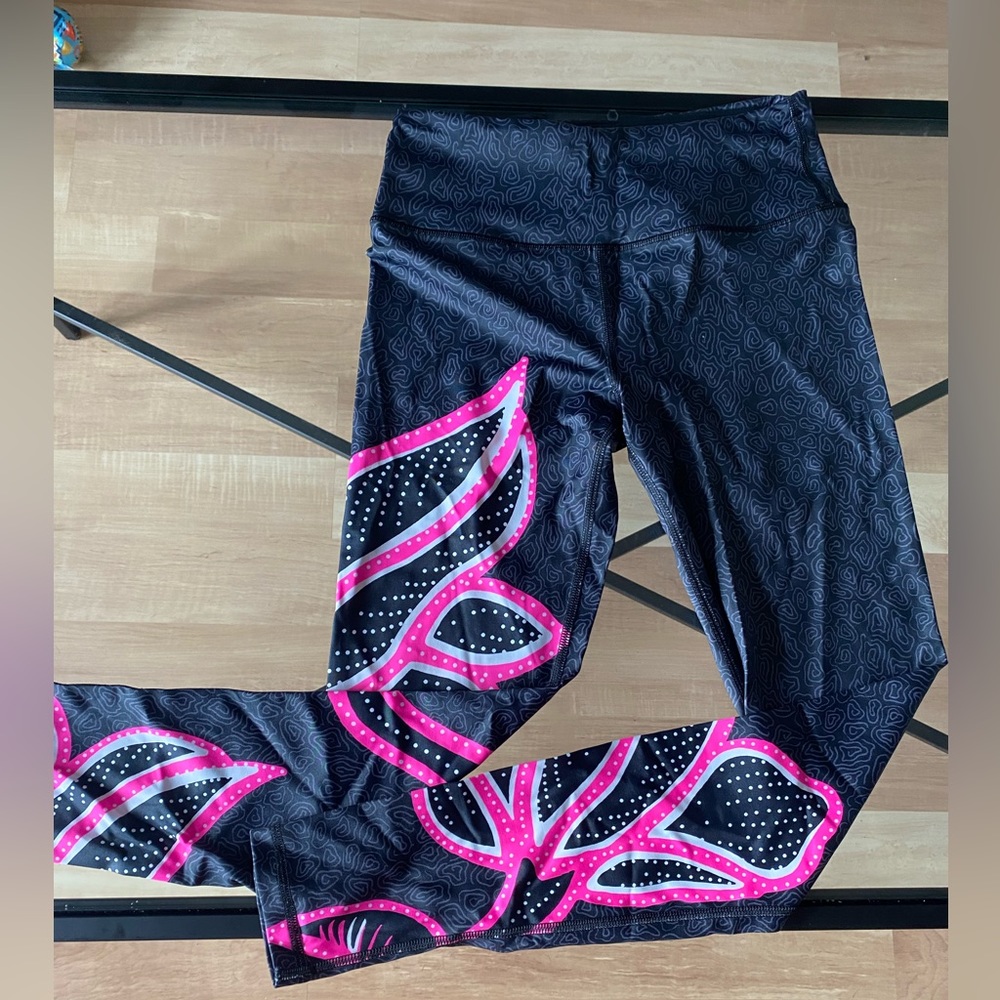 Victoria’s Secret leggings